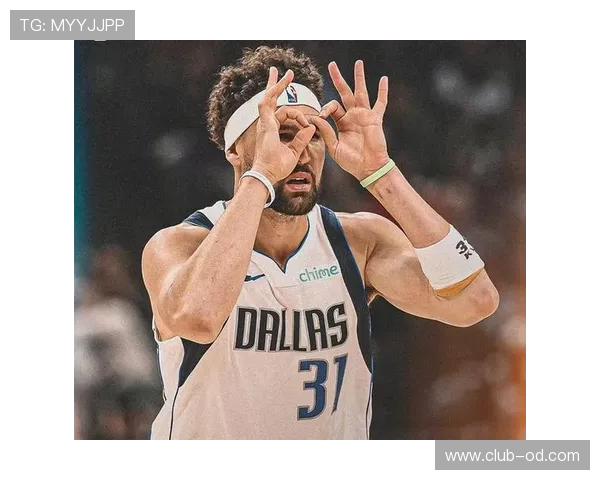 克莱·汤普森利用挡拆创造三分空位提升投篮命中率明显