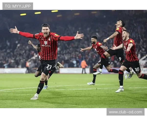 曼联关键比赛抗压能力不足：争冠形势受影响，稳定性面临考验