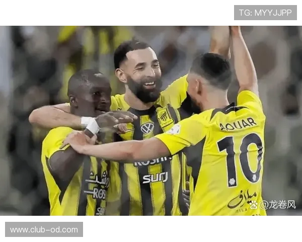 吉达联合争冠能力争议：当前赛季走势变化与竞争格局影响